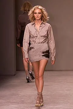 Look 32